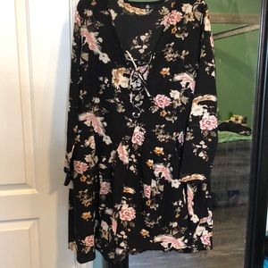 Midi Floral lace up dress